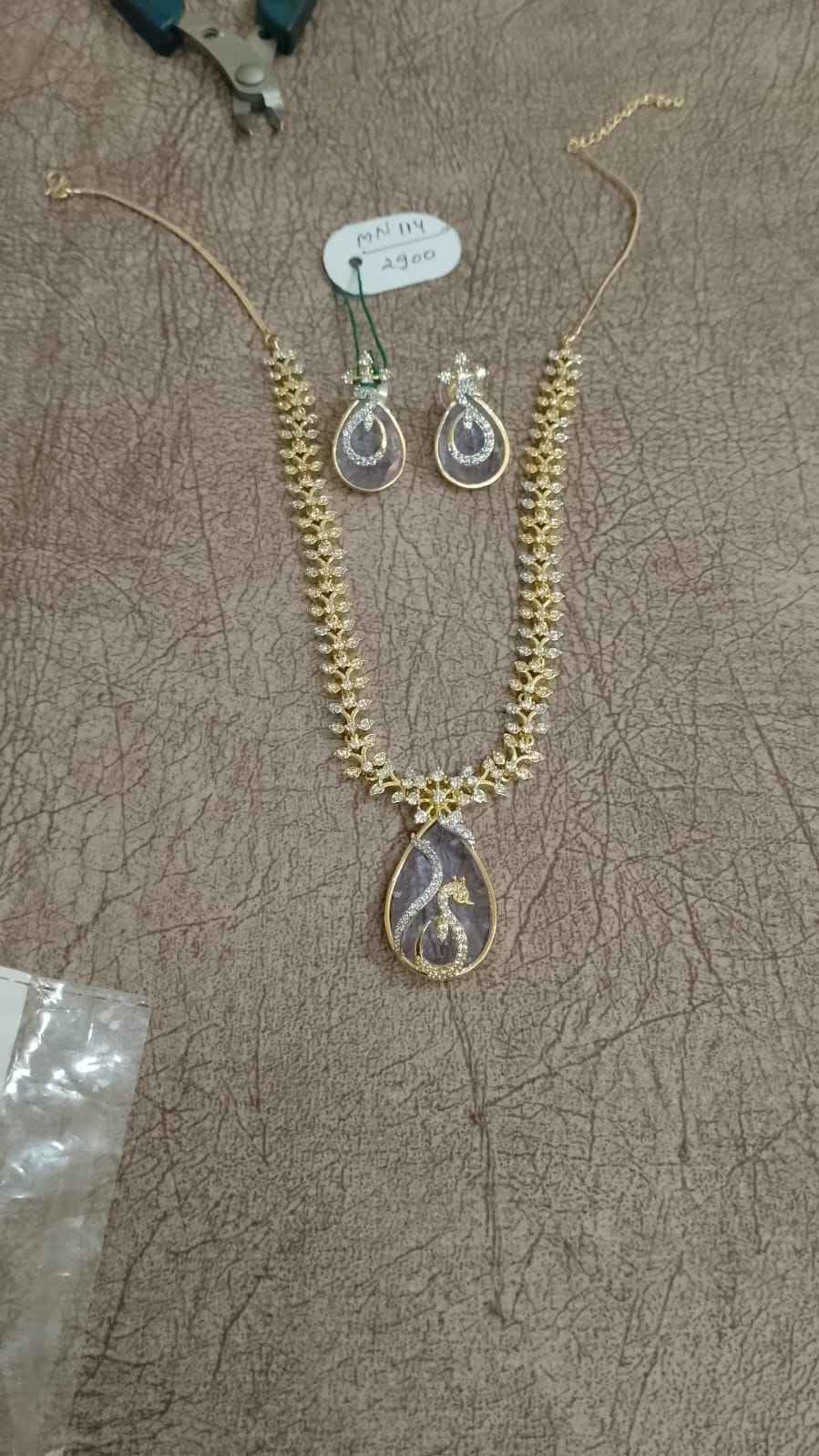Light Blue-Grey Chalcedony Peacock Pendant Set