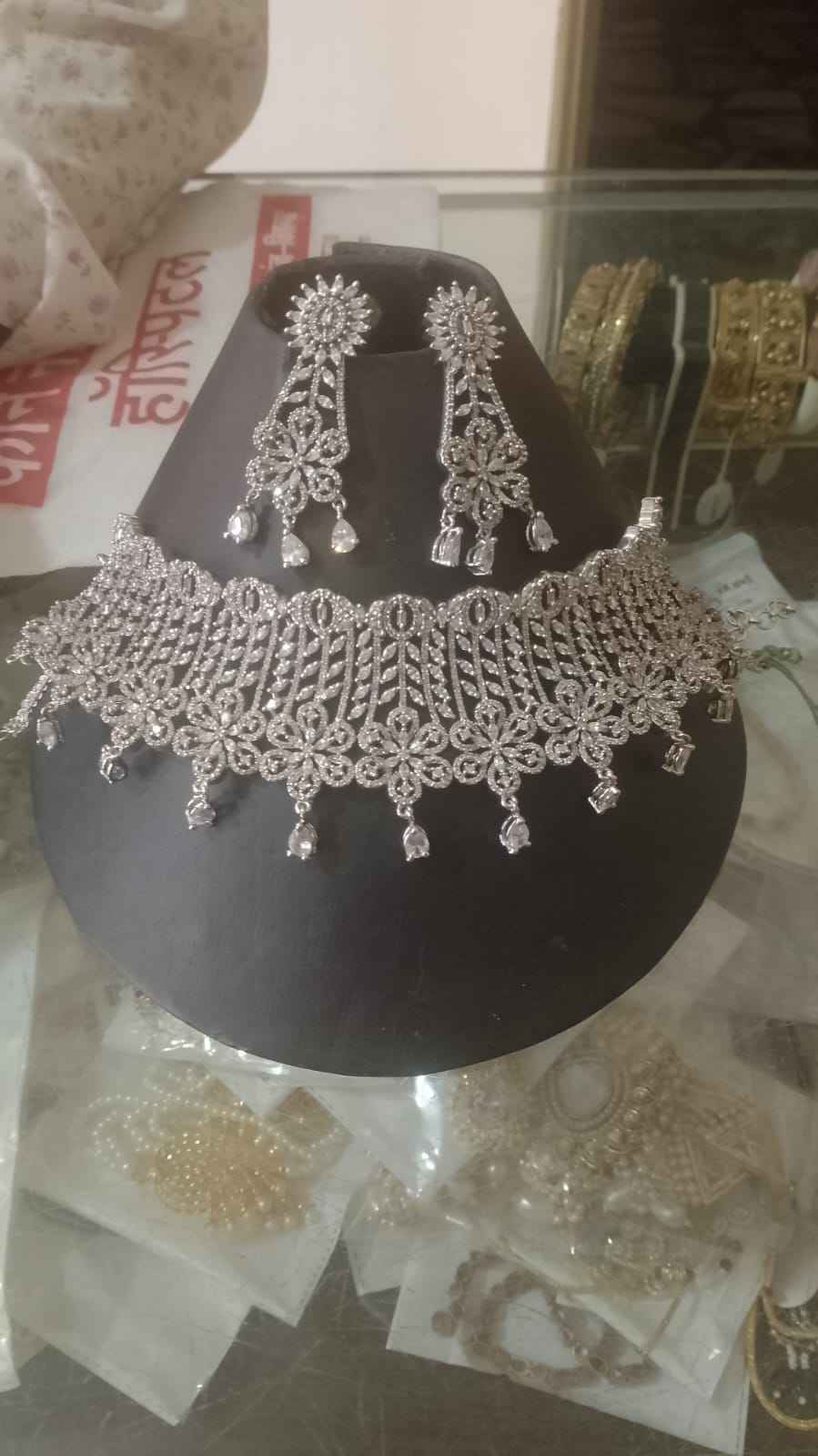 Florentia Royal Silver-Plated Intricate Floral Lace Bridal Choker Set with Cascading Statement Earrings